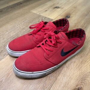 Nike SB Janoski Red Canvas Men’s 13 • Plaid Liner
